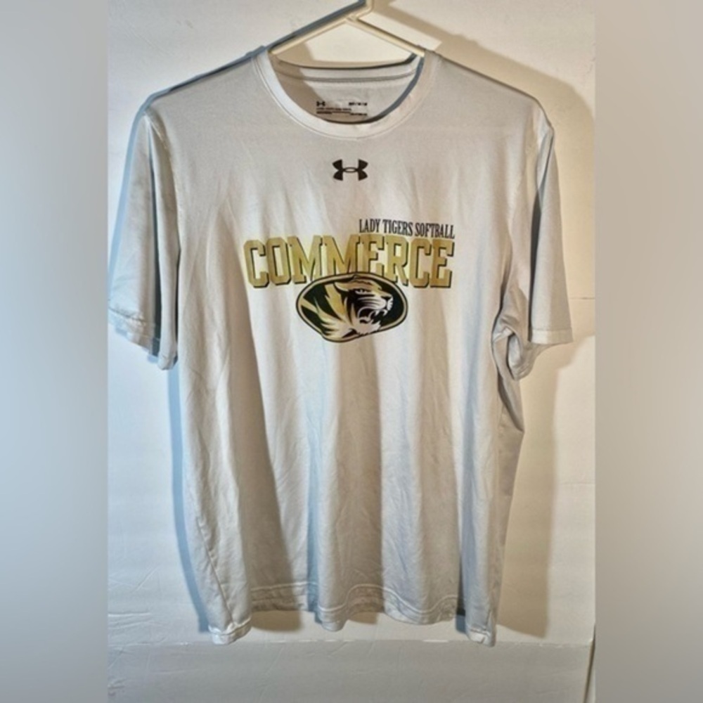 UNDER ARMOR WHITE GRAPHIC UNSEX T-SHIRT SIZE MEDIUM